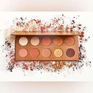 Zoeva Caramel Melange Eyeshadow Palette/ 10 Pan/ NWOB